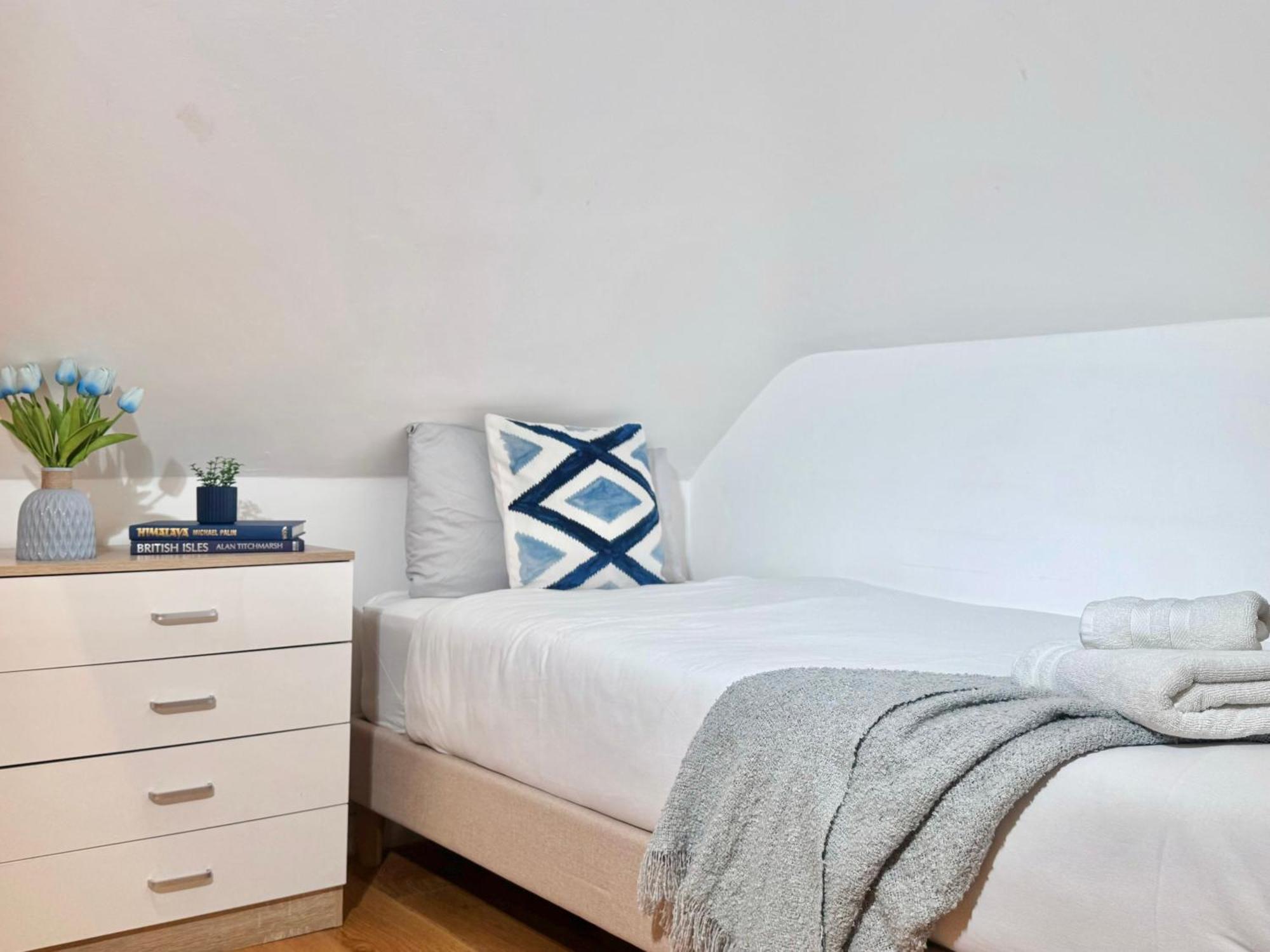 En-Suites With Free Parking 30Min To Central 伦敦 外观 照片