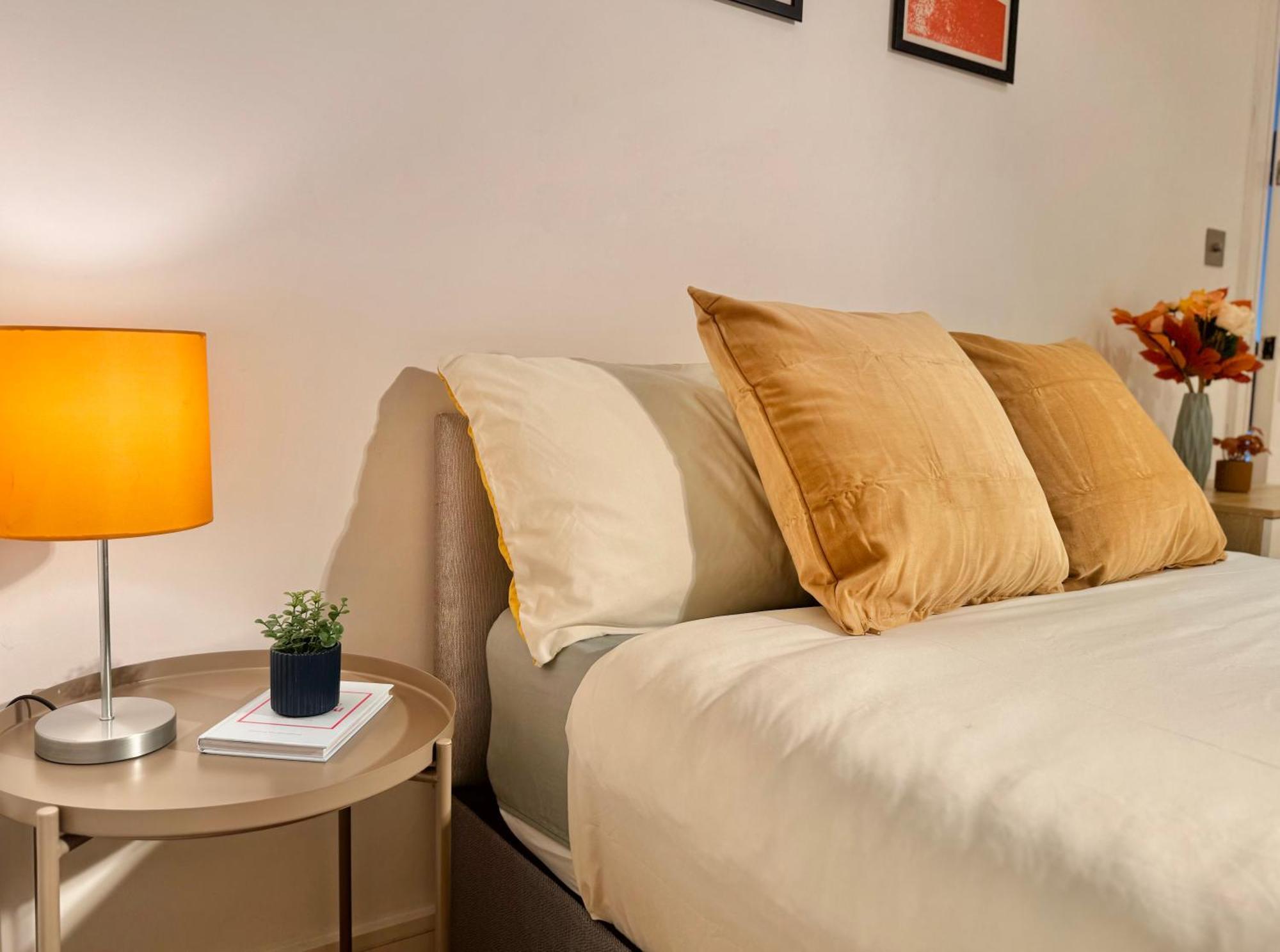 En-Suites With Free Parking 30Min To Central 伦敦 外观 照片