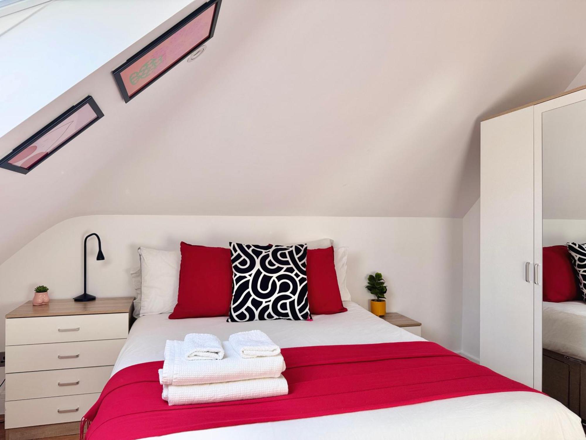 En-Suites With Free Parking 30Min To Central 伦敦 外观 照片