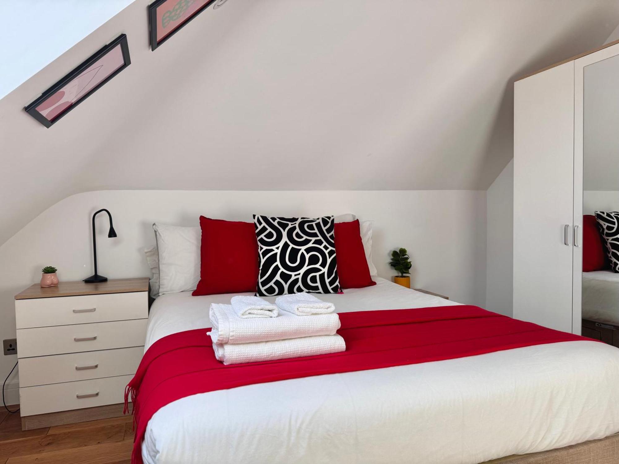 En-Suites With Free Parking 30Min To Central 伦敦 外观 照片